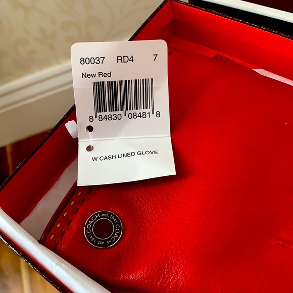 Coach gloves - Picture 3 of 3